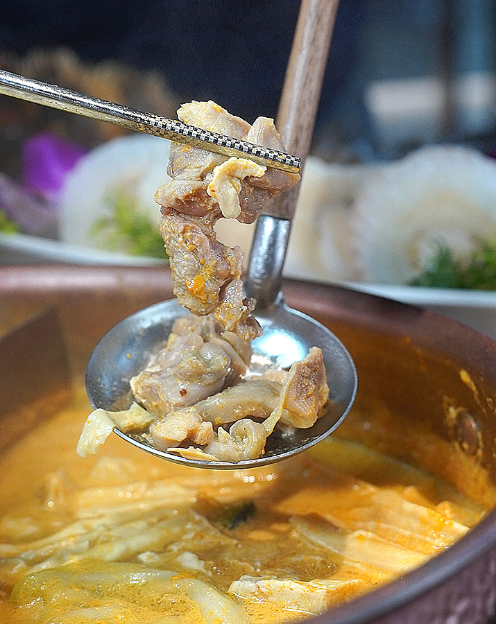 貓頭鷹鍋物 上湯鍋物料 鍋物 高雄美食 聚餐 鳳山美食 商務 包箱 聚餐 聚會 龍蝦 澎派 海陸