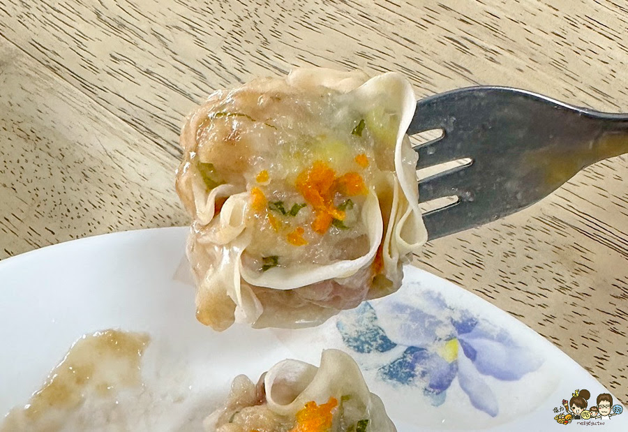  尤媽媽肉圓店 鹽埕美食 肉圓 肉丸 碗粿 燒賣 老店