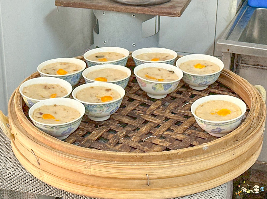  尤媽媽肉圓店 鹽埕美食 肉圓 肉丸 碗粿 燒賣 老店