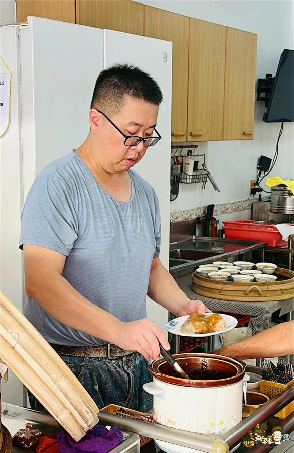  尤媽媽肉圓店 鹽埕美食 肉圓 肉丸 碗粿 燒賣 老店