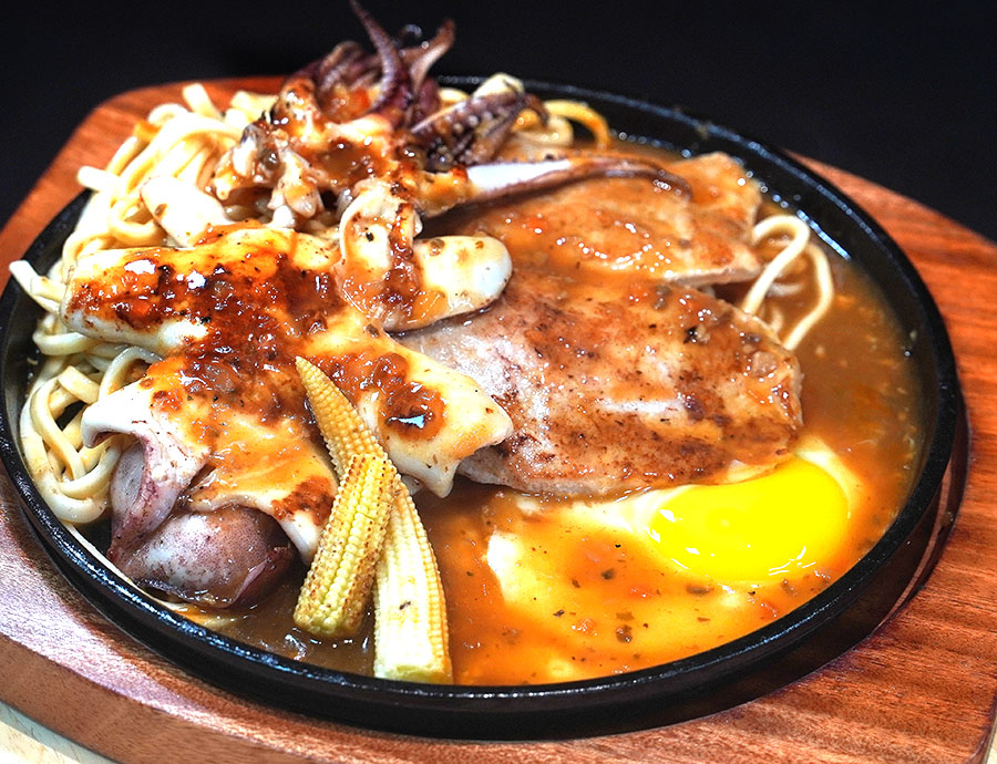 自強夜市 鐵板牛排 長紅牛排 夜市王 雙拼 招牌 牛排 高雄美食 高雄夜市美食