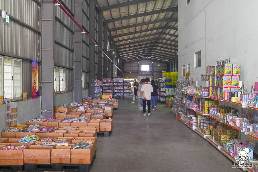 文具特賣會 文具 台南 銅板 特賣會 好買 玩具 口罩 收納櫃 水壺