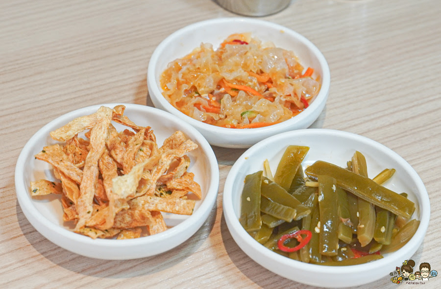 溜溜酸菜魚專賣店 高雄酸菜魚 麻辣水煮 聚餐 SOGO 百貨美食 必吃 聚餐 聚會 家庭用餐 