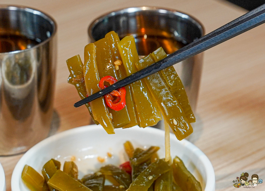 溜溜酸菜魚專賣店 高雄酸菜魚 麻辣水煮 聚餐 SOGO 百貨美食 必吃 聚餐 聚會 家庭用餐 
