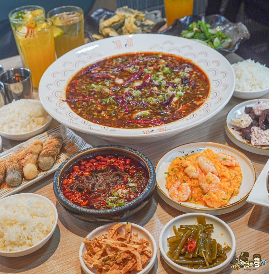溜溜酸菜魚專賣店 高雄酸菜魚 麻辣水煮 聚餐 SOGO 百貨美食 必吃 聚餐 聚會 家庭用餐 