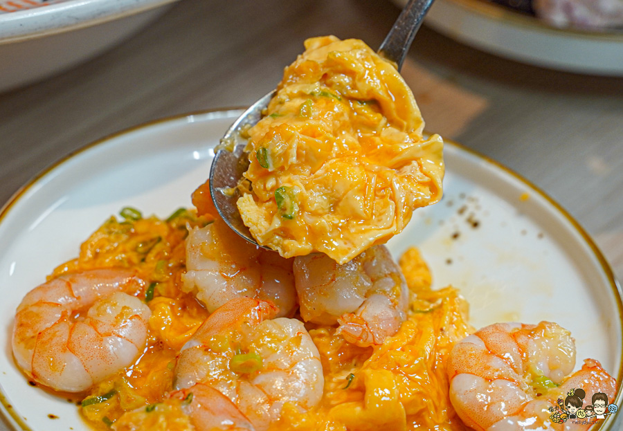溜溜酸菜魚專賣店 高雄酸菜魚 麻辣水煮 聚餐 SOGO 百貨美食 必吃 聚餐 聚會 家庭用餐 