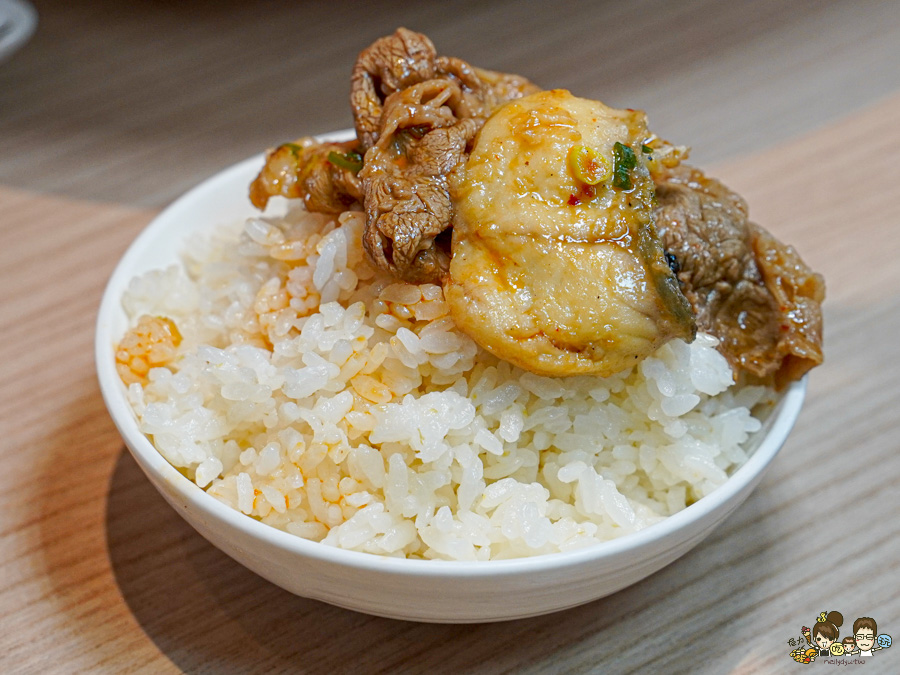 溜溜酸菜魚專賣店 高雄酸菜魚 麻辣水煮 聚餐 SOGO 百貨美食 必吃 聚餐 聚會 家庭用餐 