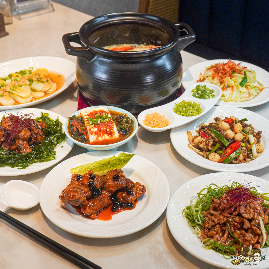 巨蛋商圈 麟粥宮砂鍋粥 高雄美食 聚餐 私房料理 高雄活體海鮮