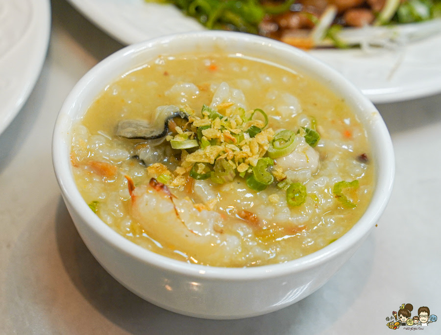 巨蛋商圈 麟粥宮砂鍋粥 高雄美食 聚餐 私房料理 高雄活體海鮮