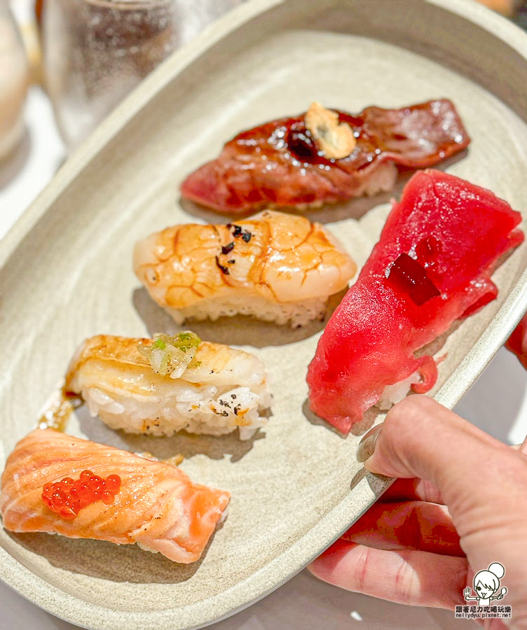 高雄島語 吃到飽 漢來美食 必吃 日料 松葉蟹 海鮮 生魚片 獨家 特製 團體聚餐 尾牙 春酒 高雄美食