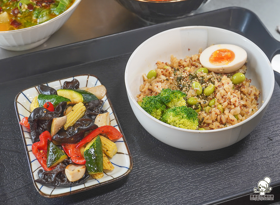 豚沐麵 仁武美食 必吃 聚餐 麵食 私房 獨門 拉麵 中式麵館 高雄美食 好吃推薦