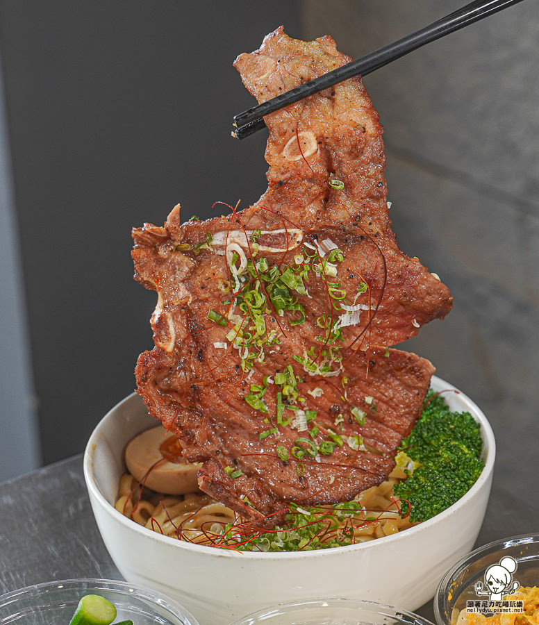 豚沐麵 仁武美食 必吃 聚餐 麵食 私房 獨門 拉麵 中式麵館 高雄美食 好吃推薦