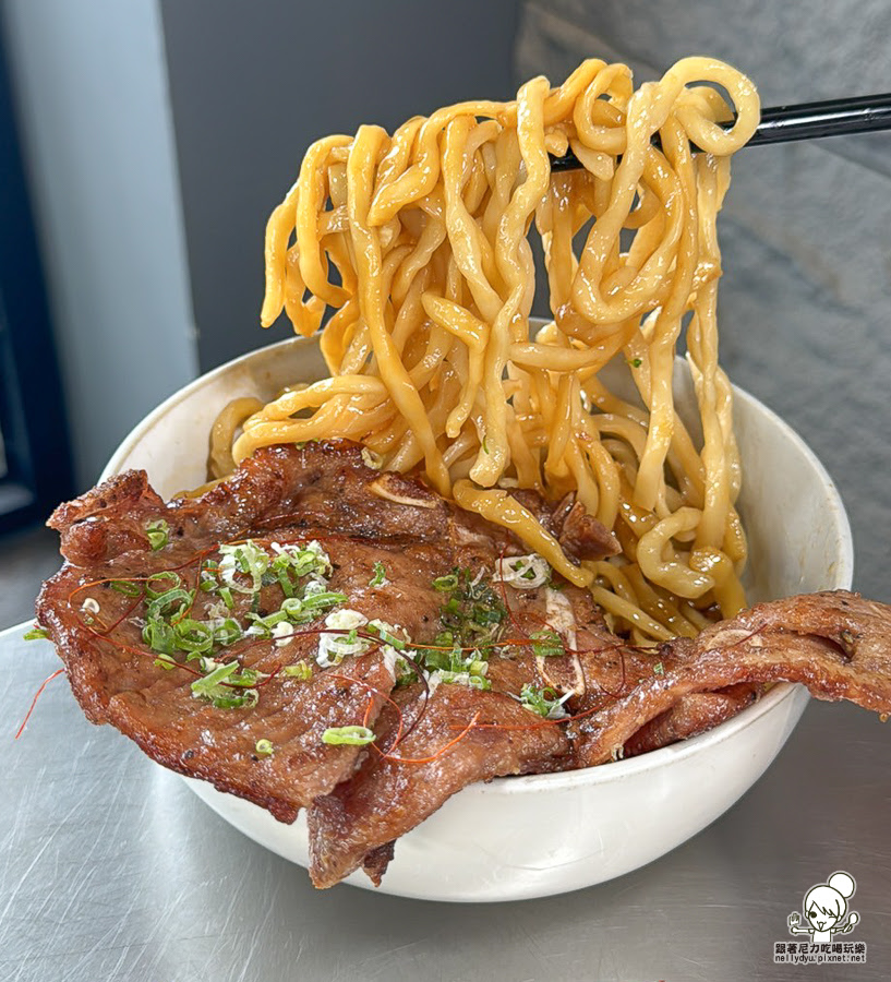 豚沐麵 仁武美食 必吃 聚餐 麵食 私房 獨門 拉麵 中式麵館 高雄美食 好吃推薦