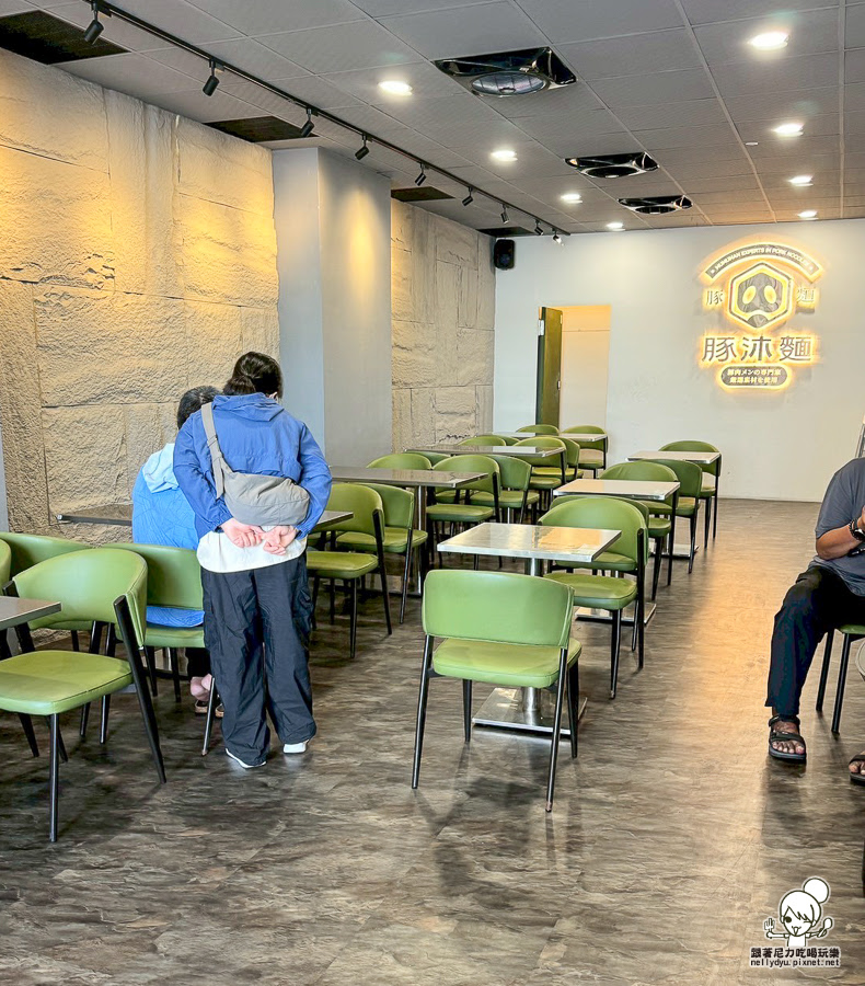 豚沐麵 仁武美食 必吃 聚餐 麵食 私房 獨門 拉麵 中式麵館 高雄美食 好吃推薦