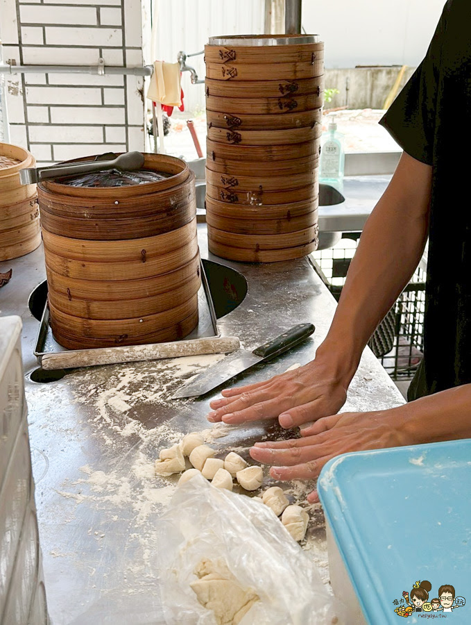 鼓山 美食 西子灣 必吃巷弄 吳記招牌小籠包 早餐 晚餐
