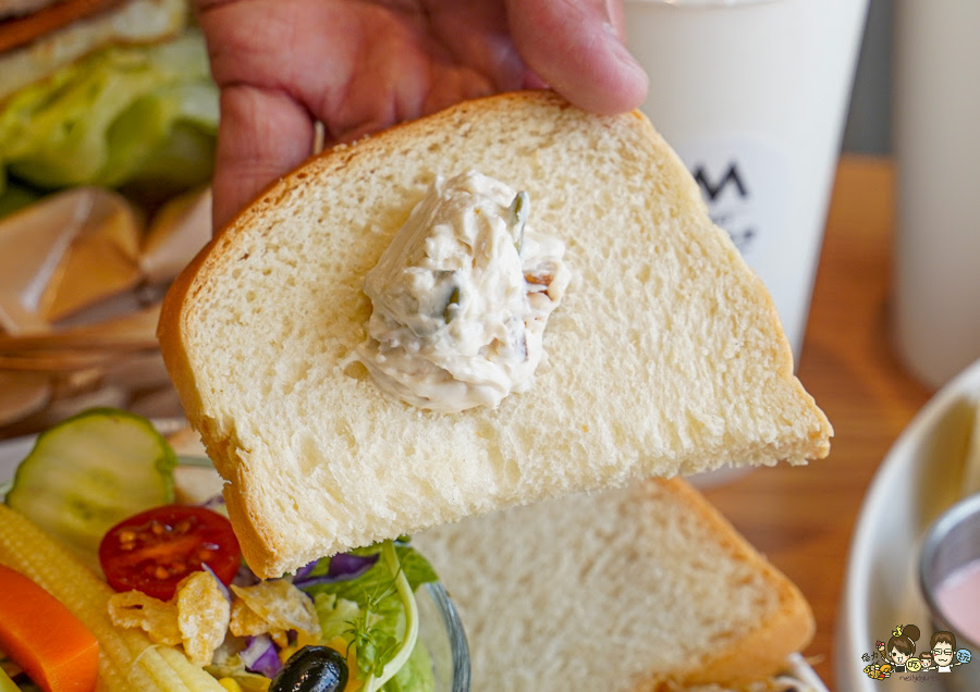 米良居 推薦 必吃 再訪 高雄早午餐 拼盤 好吃 私房 豚肉 米漢堡 手工日曬麵