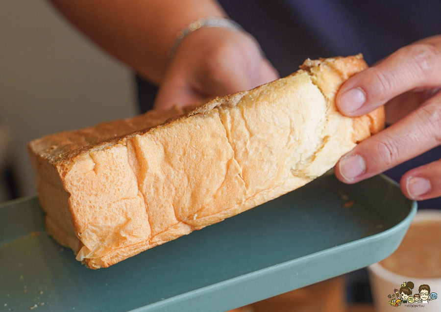 米良居 推薦 必吃 再訪 高雄早午餐 拼盤 好吃 私房 豚肉 米漢堡 手工日曬麵