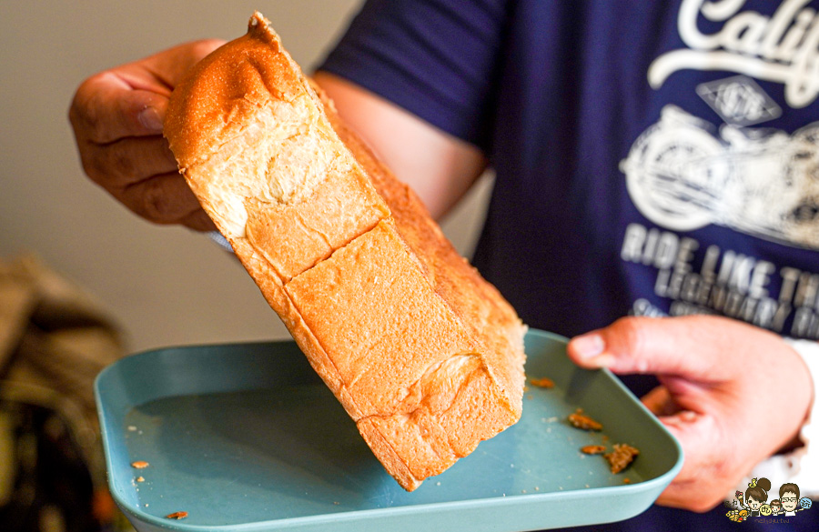 米良居 推薦 必吃 再訪 高雄早午餐 拼盤 好吃 私房 豚肉 米漢堡 手工日曬麵