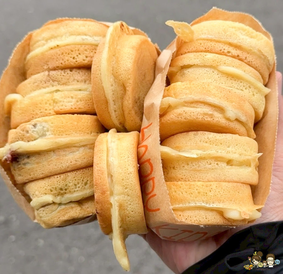 無名紅豆餅 紅豆餅 下午茶 高雄美食 阿婆紅豆餅 6元紅豆餅 超值 銅板美食