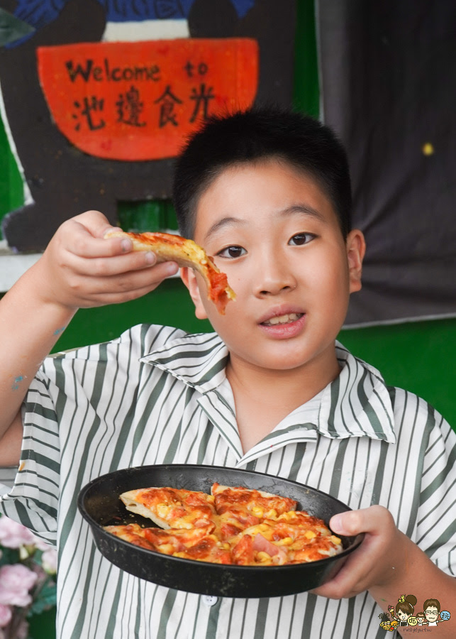 南投景點 親子 池邊食光 美食 披薩 體驗 小農夫 釣魚 釣牛蛙 餵食小動物 魚池景點 南投旅遊 