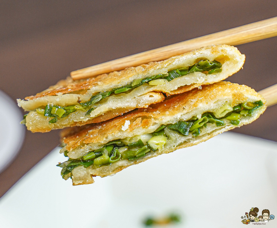 老正興館金牌蔥油餅 高雄美食 必吃 團購 排隊 在地 傳承 蘿蔔酥 小籠包 捲餅 清蒸臭豆腐