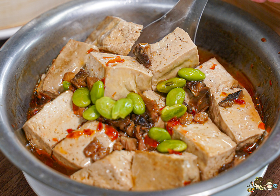 老正興館金牌蔥油餅 高雄美食 必吃 團購 排隊 在地 傳承 蘿蔔酥 小籠包 捲餅 清蒸臭豆腐