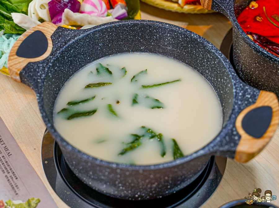 個人鍋吃到飽 自助吧 火鍋 鍋物 個人鍋 星野肉肉 星野mini 高雄火鍋 高雄必吃 高雄美食