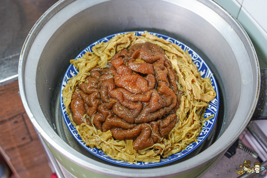 高雄年菜 宅配 冷凍年菜 團圓飯 過年 辦桌 阿隆師 年菜 高雄必吃 老字號 傳承 