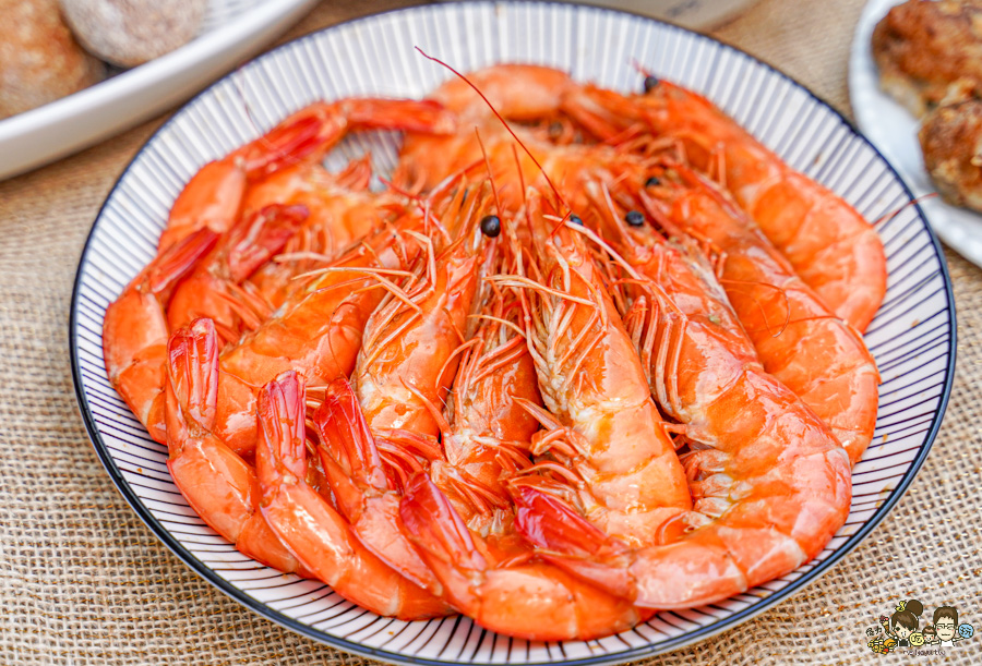 高雄年菜 宅配 冷凍年菜 團圓飯 過年 辦桌 阿隆師 年菜 高雄必吃 老字號 傳承 