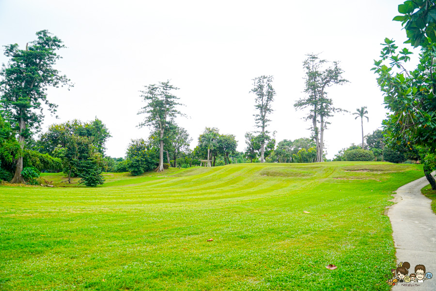 高雄果嶺自然公園 高雄最大後花園 原高雄高爾夫球場 草地 免費 超大 巨大 秘境