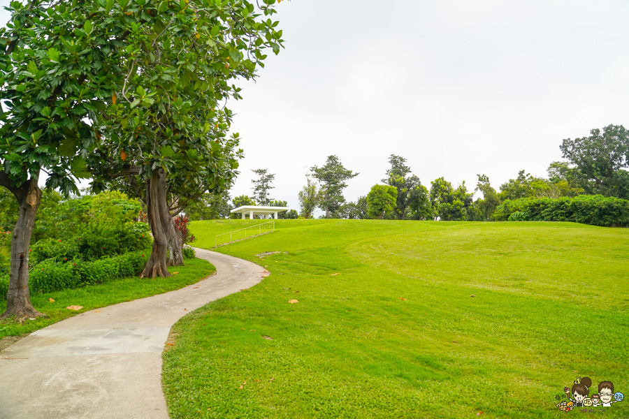 高雄果嶺自然公園 高雄最大後花園 原高雄高爾夫球場 草地 免費 超大 巨大 秘境