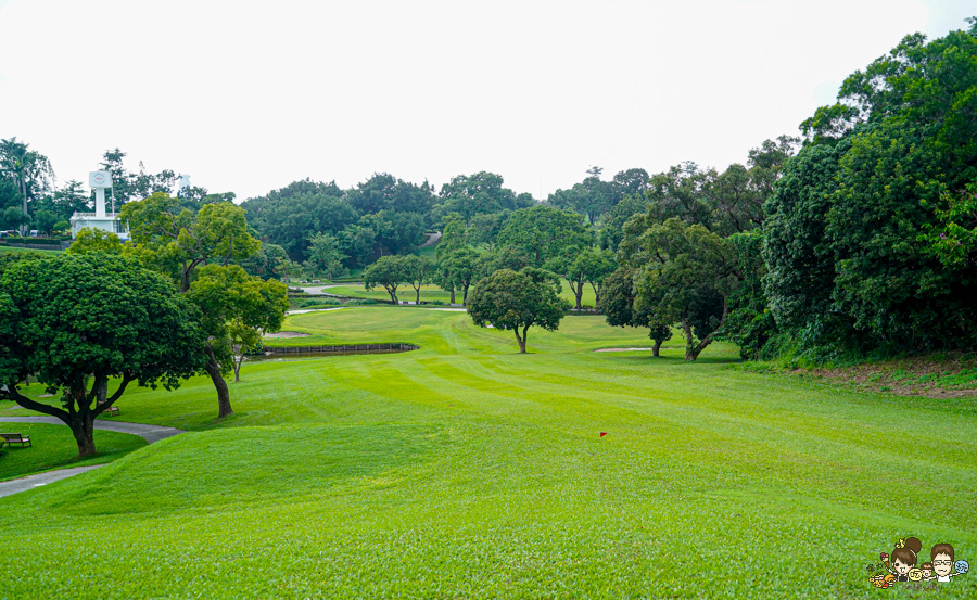 高雄果嶺自然公園 高雄最大後花園 原高雄高爾夫球場 草地 免費 超大 巨大 秘境