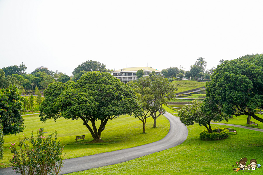 高雄果嶺自然公園 高雄最大後花園 原高雄高爾夫球場 草地 免費 超大 巨大 秘境
