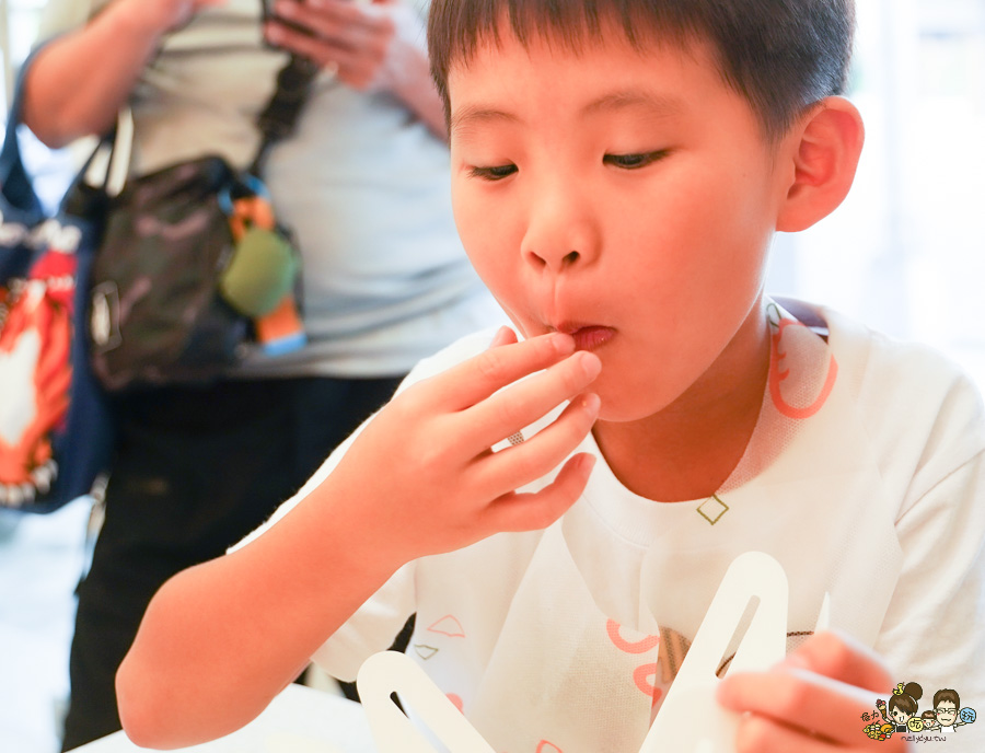  Little Ant 小螞蟻手作烘焙坊 DIY課程 高雄甜點 蛋糕 生乳捲 巨蛋 左營 好吃 推薦 親子烘焙 課程 專業課程