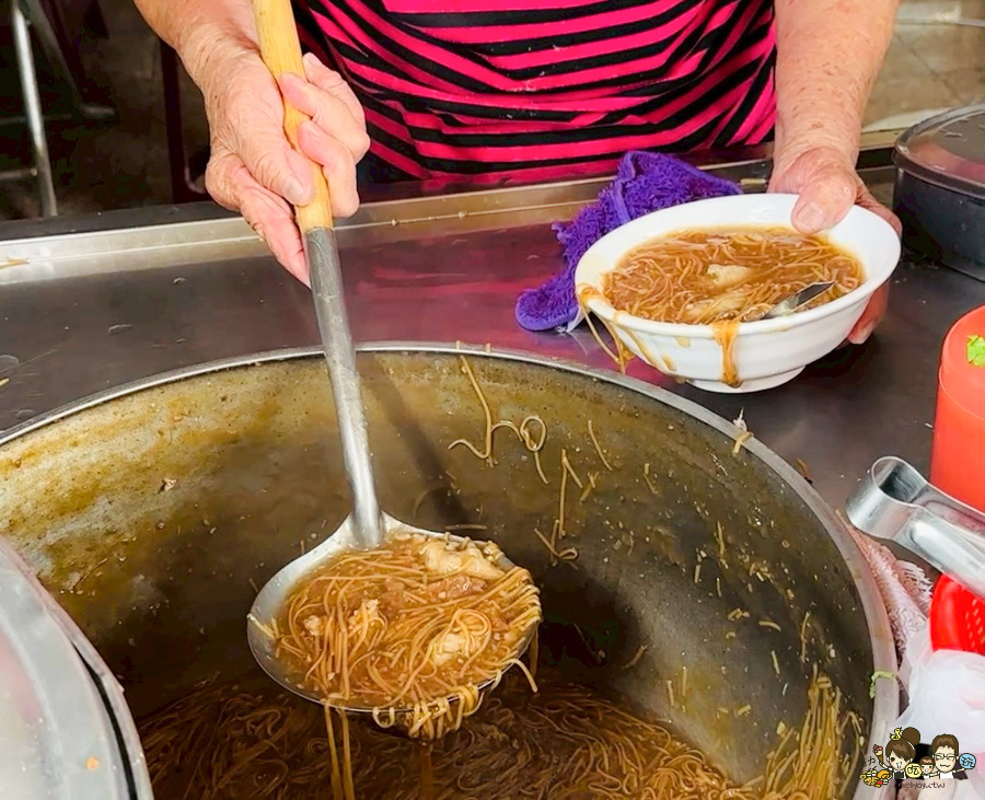 阿婆麵線糊 古早味麵線糊 無名麵線糊 在地 老店 好吃 推薦