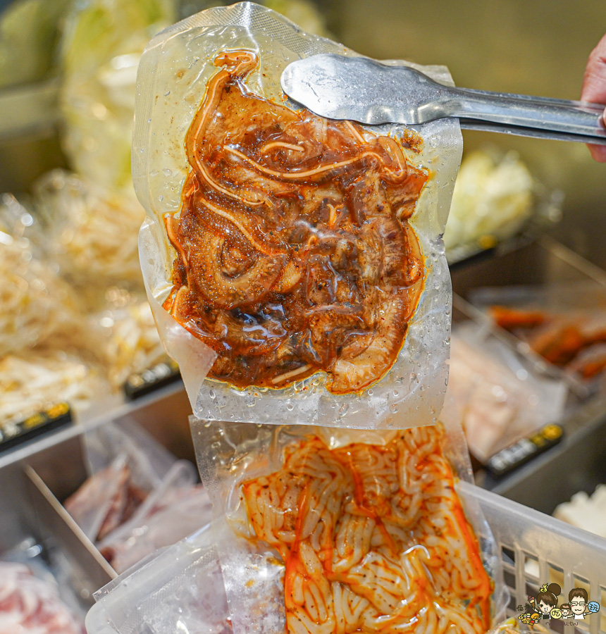 小赤佬干鍋 文學店 高鐵美食 左營美食 消夜 晚餐 夜貓族 推薦 好吃 必吃 高雄必吃