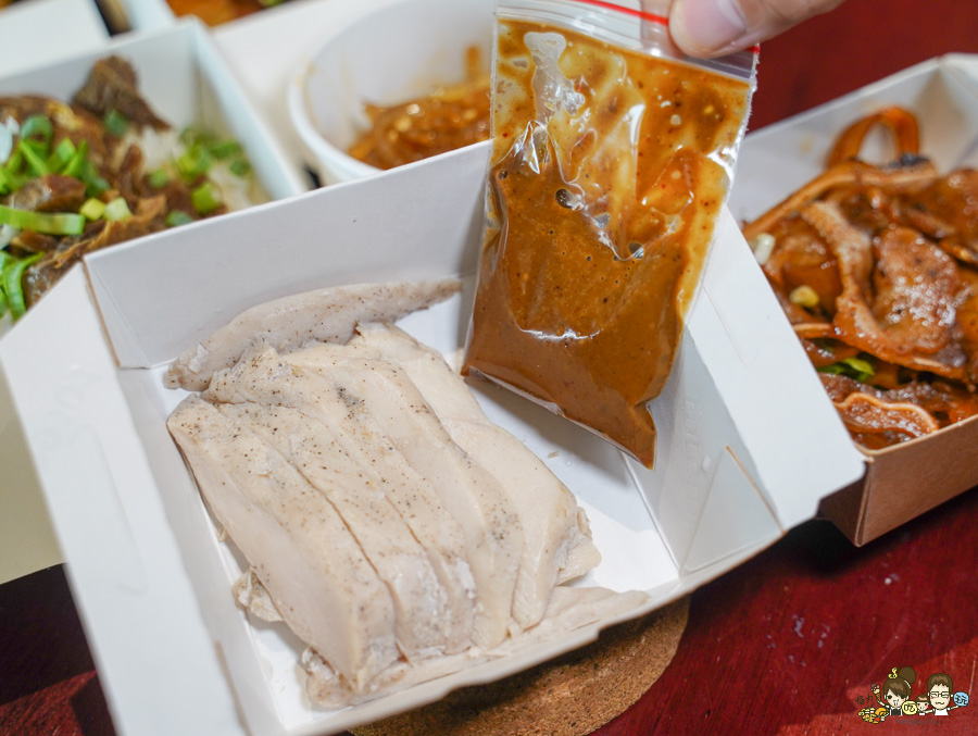小赤佬干鍋 文學店 高鐵美食 左營美食 消夜 晚餐 夜貓族 推薦 好吃 必吃 高雄必吃