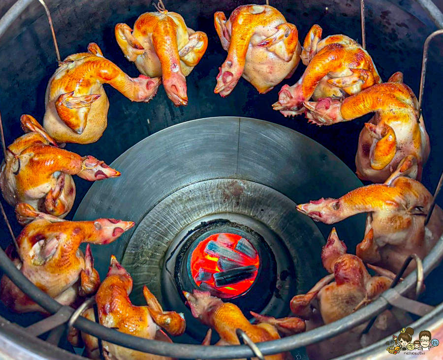 高雄 越南烤雞王 烤雞 獨家 招牌香檸雞 台式椒鹽雞 上癮胡椒雞 蒜香雞  雞腳凍 滷雞腳 獨家 特製 脆皮烤雞