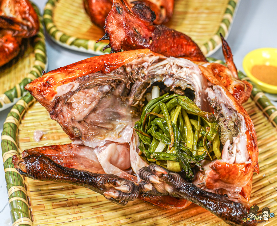 高雄 越南烤雞王 烤雞 獨家 招牌香檸雞 台式椒鹽雞 上癮胡椒雞 蒜香雞  雞腳凍 滷雞腳 獨家 特製 脆皮烤雞