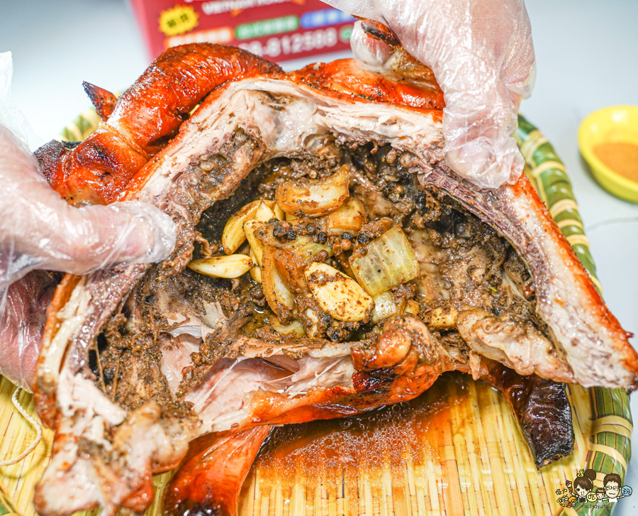 高雄 越南烤雞王 烤雞 獨家 招牌香檸雞 台式椒鹽雞 上癮胡椒雞 蒜香雞  雞腳凍 滷雞腳 獨家 特製 脆皮烤雞