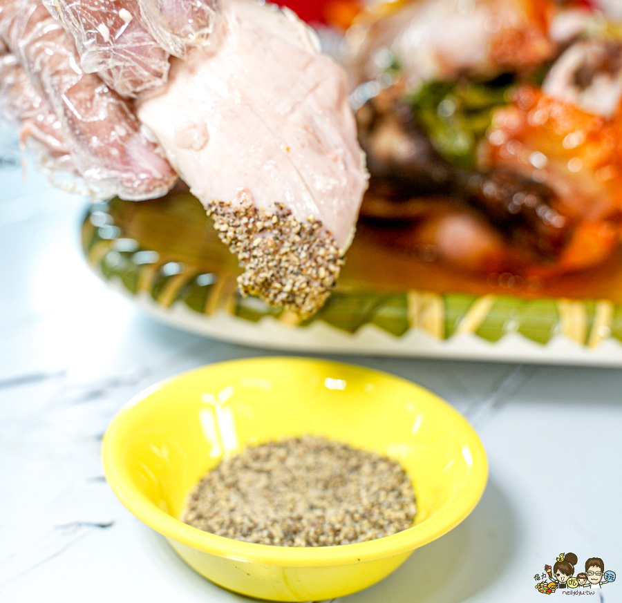 高雄 越南烤雞王 烤雞 獨家 招牌香檸雞 台式椒鹽雞 上癮胡椒雞 蒜香雞  雞腳凍 滷雞腳 獨家 特製 脆皮烤雞