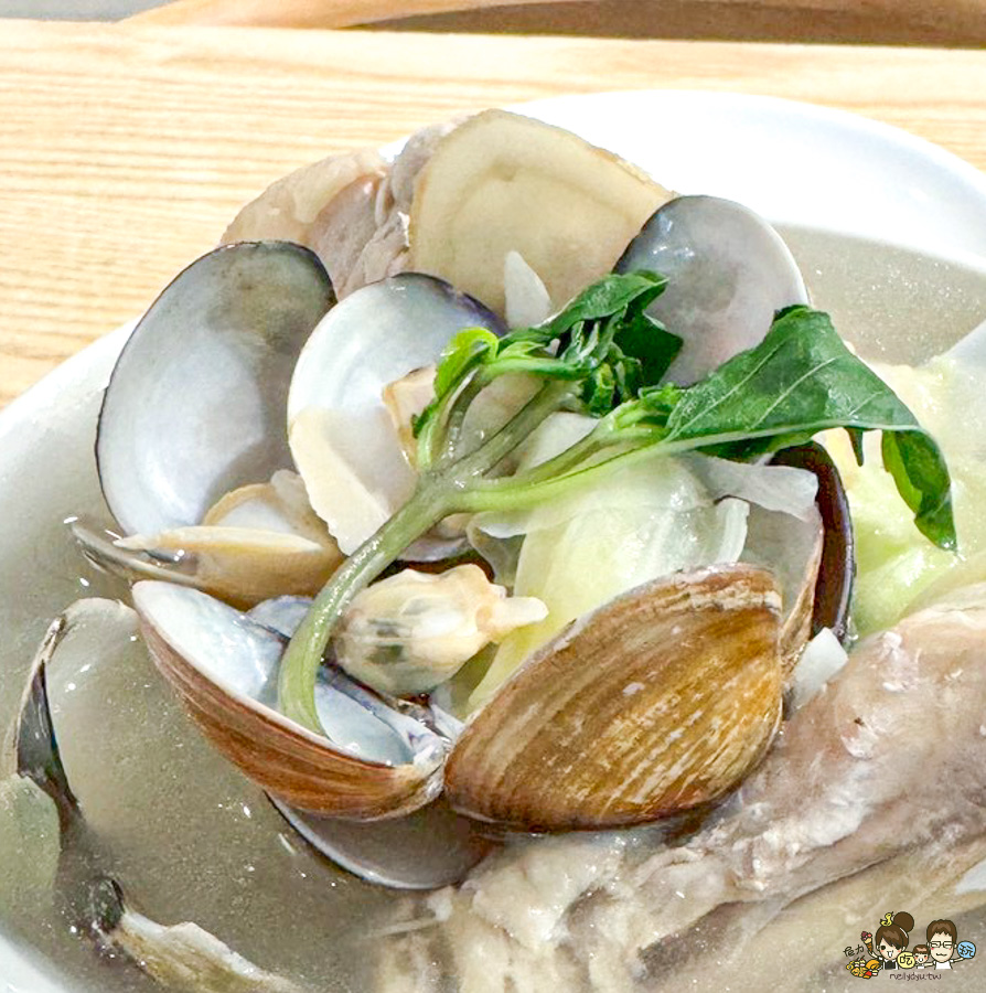 高雄雞湯 美良家 麻油麵線 麵食 熱河美食 推薦 高醫 高雄美食