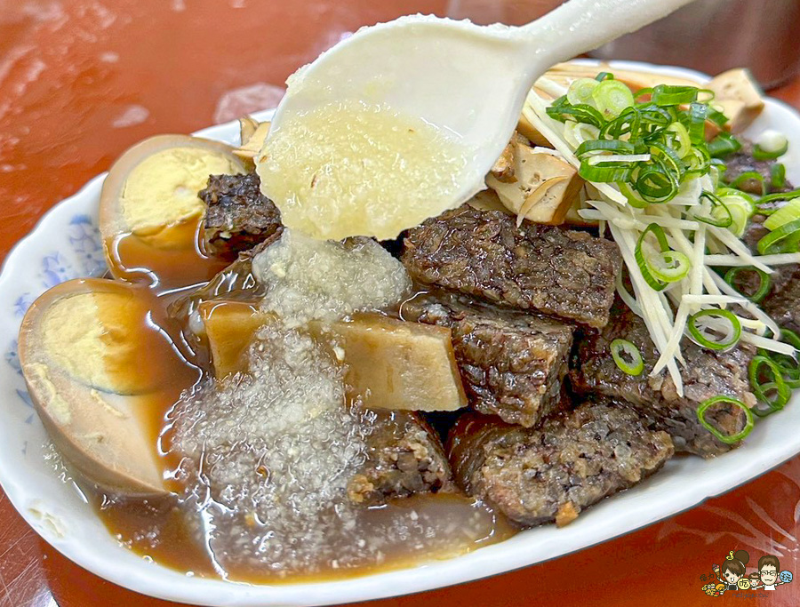 香神小吃館 乾麵 肉鬆 炒飯 小吃 滷味 高雄好店 麵攤 果貿社區