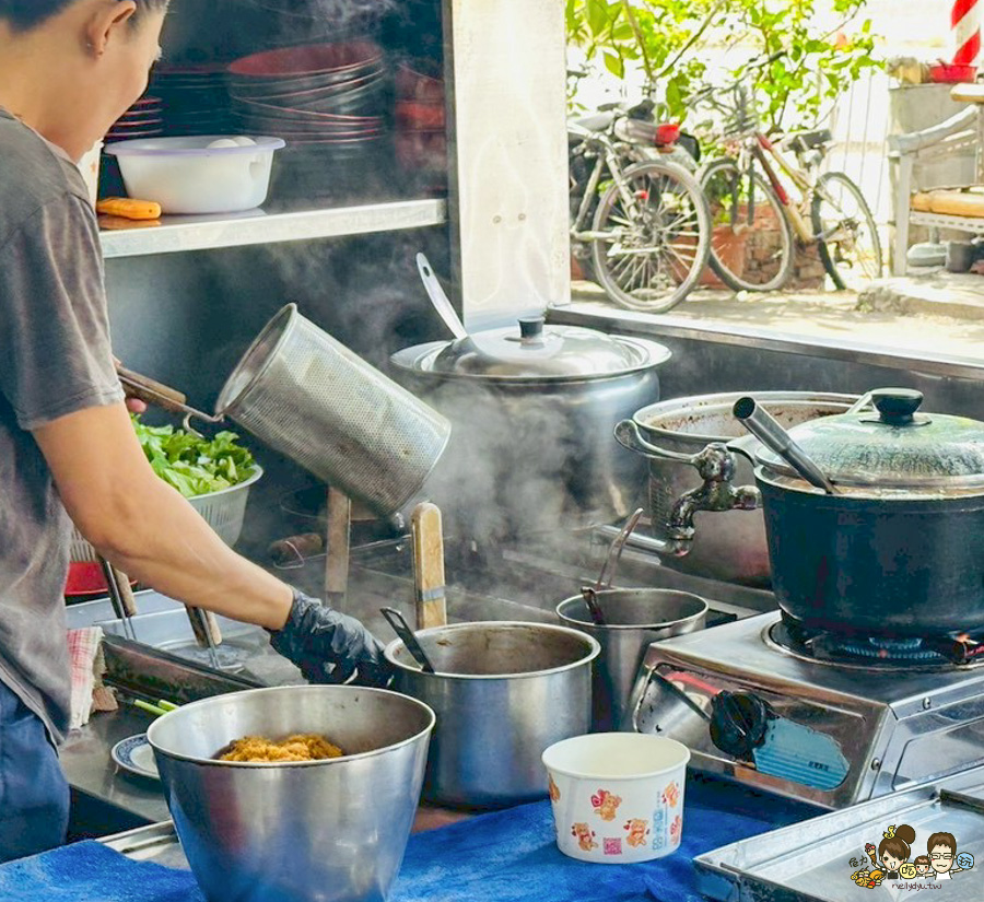 香神小吃館 乾麵 肉鬆 炒飯 小吃 滷味 高雄好店 麵攤 果貿社區