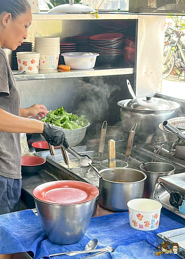 香神小吃館 乾麵 肉鬆 炒飯 小吃 滷味 高雄好店 麵攤 果貿社區