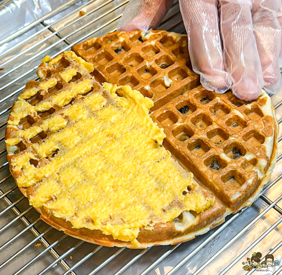 高雄小木屋 四維路 好吃鬆餅 專賣店 約會 聚餐 下午茶 點心甜點 爆量 銅板價格 爆料