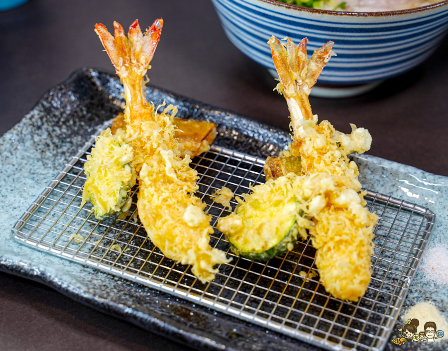 宏麵屋 高雄拉麵 好吃拉麵 必吃 在第十年 河堤社區 河堤美食 必吃 排隊 好吃 推薦 拉麵