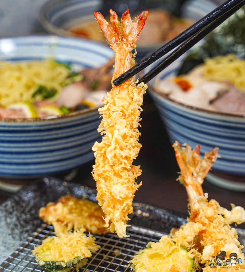 宏麵屋 高雄拉麵 好吃拉麵 必吃 在第十年 河堤社區 河堤美食 必吃 排隊 好吃 推薦 拉麵