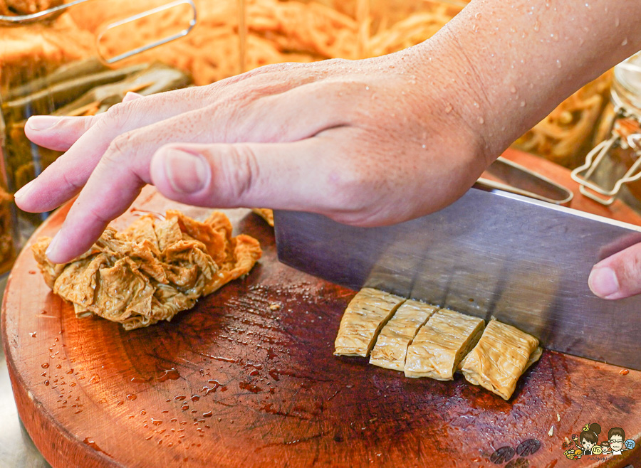 自由市場 必吃 好吃 推薦 老羅麻辣蔬滷 素食 蔬食 蔬菜 滷味 麻辣滷味 