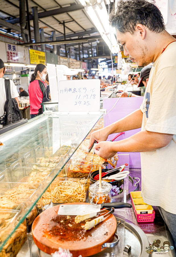 自由市場 必吃 好吃 推薦 老羅麻辣蔬滷 素食 蔬食 蔬菜 滷味 麻辣滷味 